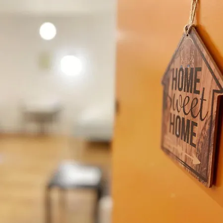 아파트 Cosy Modern In The Heart Of With Ac