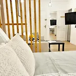 Cosy Modern In The Heart Of With Ac Apartamento Niza