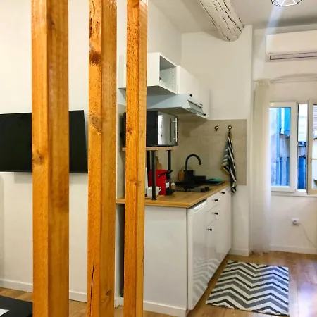 Apartamento Cosy Modern In The Heart Of With Ac