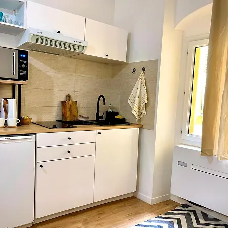 Cosy Modern In The Heart Of With Ac * Nice