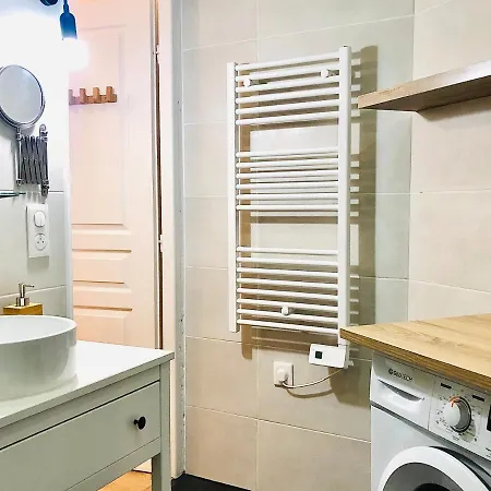 Cosy Modern In The Heart Of With Ac Apartman *
